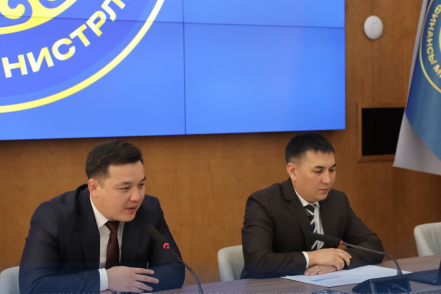 Bloomberg басылмасына КРнын каржы жана экономикалык абалы тууралуу маалымат берилди