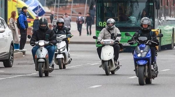 Эми мопед айдоо үчүн А1 категориясындагы күбөлүк талап кылынабы?