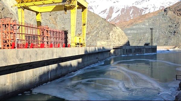 Камбар-Ата-2 ГЭСинде экинчи гидроагрегаттын курулуш иштери улантылууда