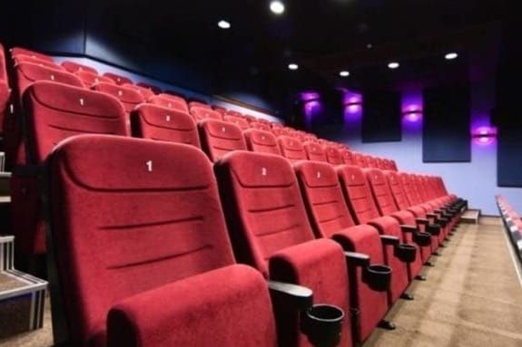 Кинематография департаменти өз балансындагы 10 кинотеатрды ижарага берүүгө даяр