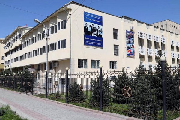 Мамлекеттик башкаруу академиясы 13 млн сомдун чоо-жайын айтты