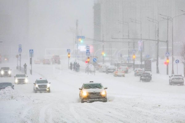 Москвада акыркы 56 жылдан бери эң көп кар жаады