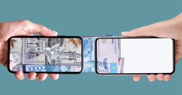 Казакстанда мобилдик акча которууларды көзөмөлдөөнүн жаңы эрежелери кирди. Кандай өзгөрүүлөр болду жана эмнелер эске алынышы керек?