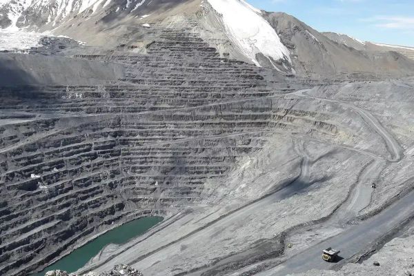 Кумтөрдүн алтын запасы түгөнүү коркунучундабы же?