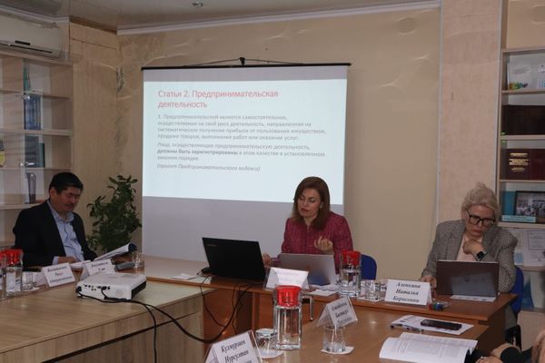 Ишкерлердин жоопкерчилиги боюнча укуктук маселелер талкууланды