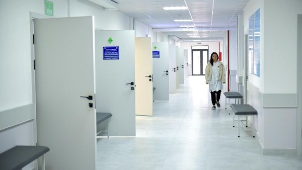 Кыргызстанда былтыр медициналык мекемелерден 3 млн 349 миң сом айып пул алынган