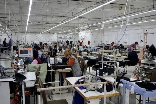 Россия Мамдумасынын депутаты жеңил өнөр жай импортуна КНС киргизүүнү сунуштады