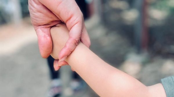 Кыргызстанда Мамлекеттик алименттик фонд түзүү демилгеси көтөрүлдү