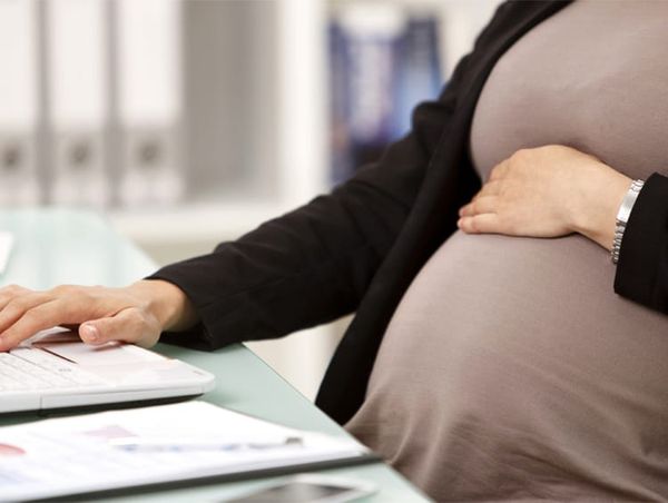 Кош бойлуулук жана төрөт боюнча пособиени кимдер, кандай ала алышат?