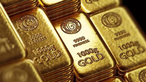 Асмандаган алтын саналуу күндөрдө 7,8%га арзандады