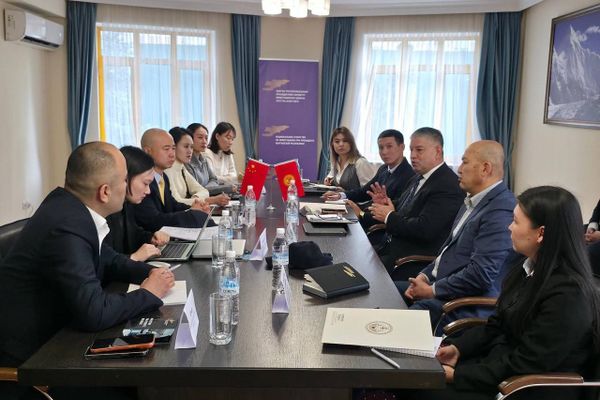 Кытай компаниялары Кыргызстан шаарларын санариптештирүүнү инвестициялайт