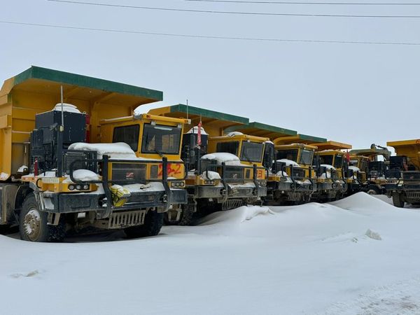 Кытайдан Кыргызстанга алынып кирген техникалардын баасынан бурмалоолор аныкталды