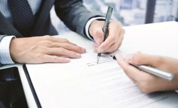 Эмгек келишими жок иштөөнүн кандай коркунучтары бар?