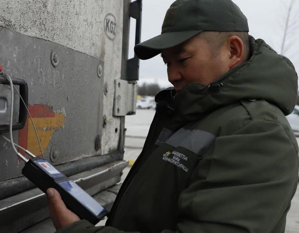 ЕАЭБде навигациялык пломбаларды колдонуу менен жүк ташууларга байкоо жүргүзүү башталды