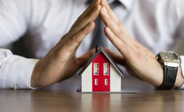 Парламент турак жайларды камсыздандыруу мыйзам долбоорун жактырды