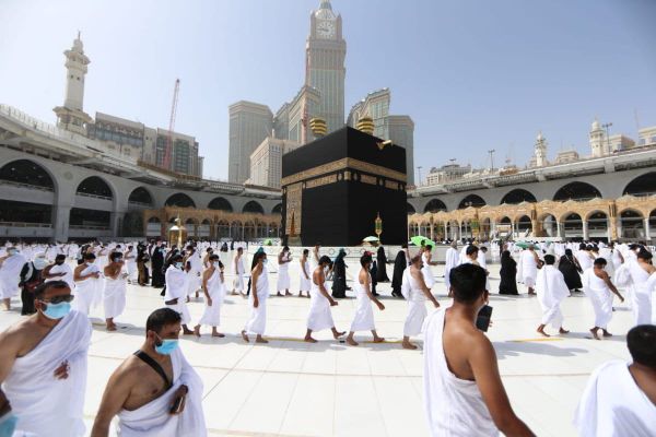 Умра сапарын уюштуруучу NUR UMRA Travel компаниясынын аккредитациясы жокко чыкты