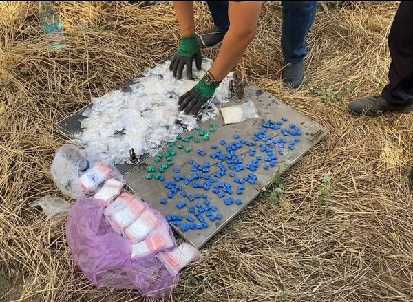 Баңгизатка каршы күрөшүү кызматы 53 млн сомдук метамфетамин кармады