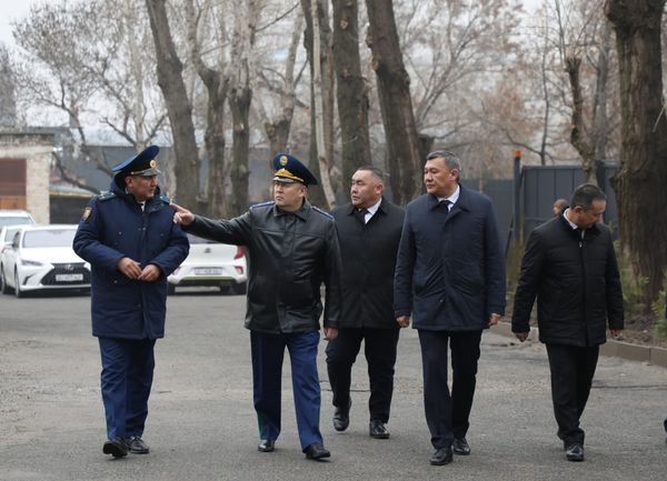 Башкы прокурор Сот аткаруучулар кызматынын жаңыланган имараты менен таанышты