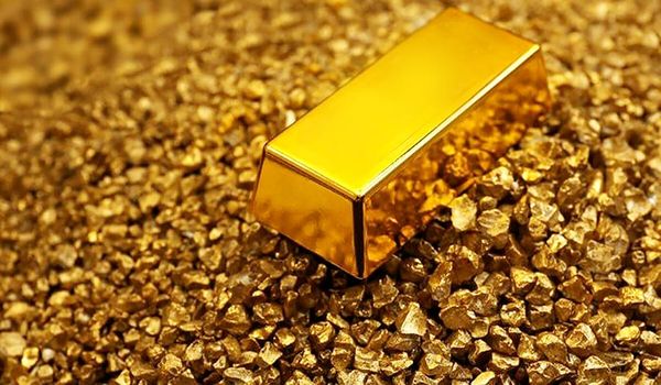 Алтындын бир трой унциясы 4 миң 200 доллардан төмөн түштү