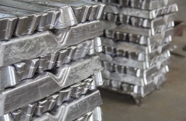 Алюминий баасы жогорулап тоннасы 3544 долларга чыкты