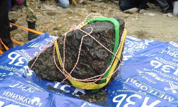 Германияда асмандан метеорит сыныктары түштү