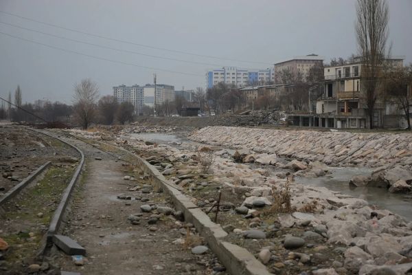 Ошто Ак-Буура дарыясынын жээгинде 10 гектар жерге сейил бак курулат