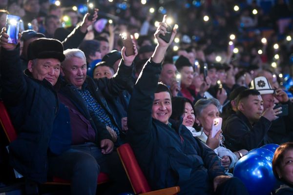 Бишкекте чарба кызматкерлеринин айлык акысы 50%га көтөрүлөбү?