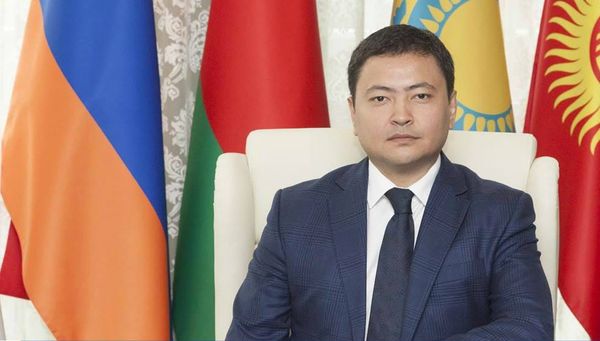 ЕАЭБ алкагындагы өнөр жай кооперациясына 2026-жылы 9 млрд сом бөлүндү – Данил Ибраев