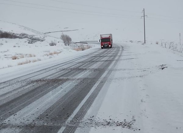 Өлкөдөгү негизги ашууларда жол ачык, каттам үзгүлтүксүз