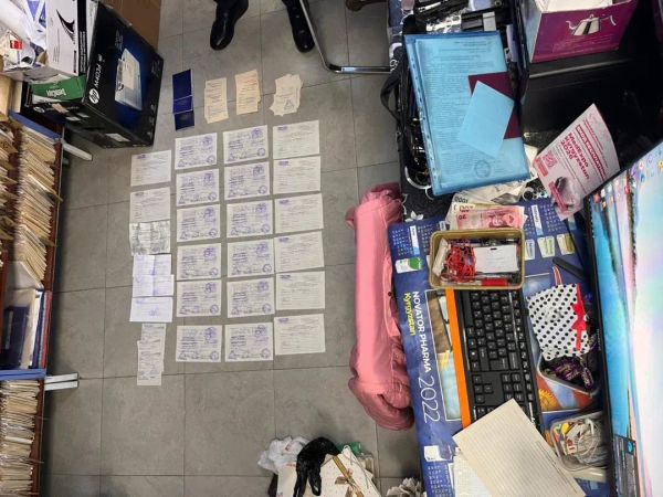 Пакистан, Бангладеш жарандарына жасалма №86 формасын жасап бергендер кармалды