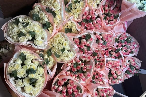 8-мартка карата Кыргызстанга 4 миллиондон ашык жаңы гүлдөр ташып келинди