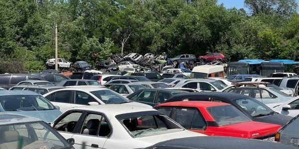 Чет өлкөлүк номерлуу 700гө жакын унаа айып токтотмолорунда турат