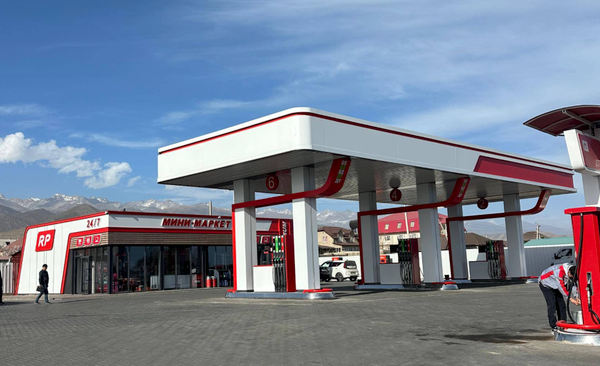 Чолпон-Атада мыйзамсыз реконструкция үчүн 200 миң сом айып салынды