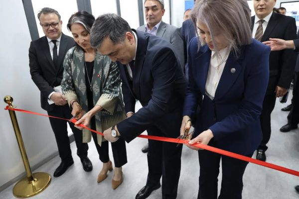 Ошто чет өлкөдө ишке орноштуруу борборунун жаңы имараты ачылды