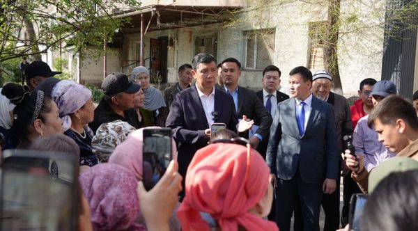 Фучиктеги авариялык үйлөр: тургундарга эки вариант сунушталды