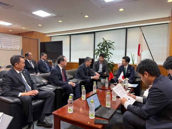 Кыргызстан менен Япония эмгек миграциясын кеңейтүүнү талкуулашты