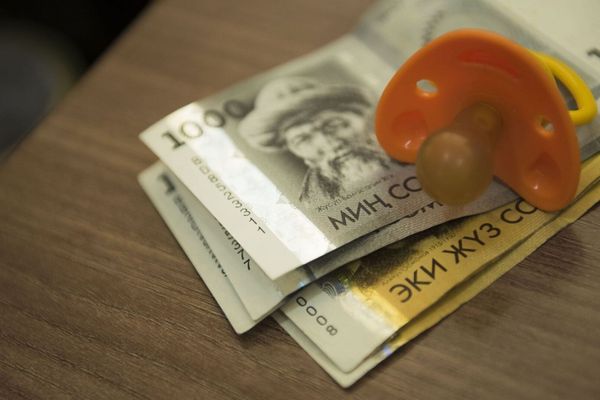 Жөлөк пул алуунун шарттары айтылды