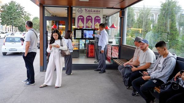 Айдоочулардын жетишсиздигине жана автобустардын кечигүүлөрүнө эмне себеп?