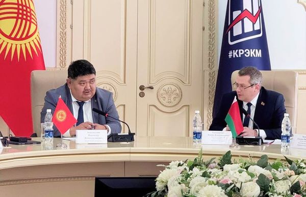 Кыргызстан менен Беларусь өнөр жай тармагындагы кызматташтыкты күчөтөт