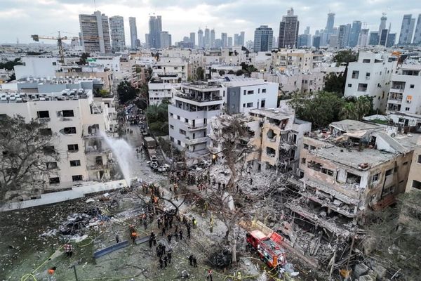 Тегеран АКШ менен Израилдин соккуларынан болгон чыгымдар 270 млрд долларга жеткенин билдирди