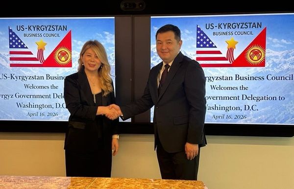 Кыргызстан энергетика жана логистикага инвестиция тартууга багыт алды