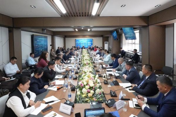 Айыл чарба министрлигинин иш пландары тууралуу талкуу өттү