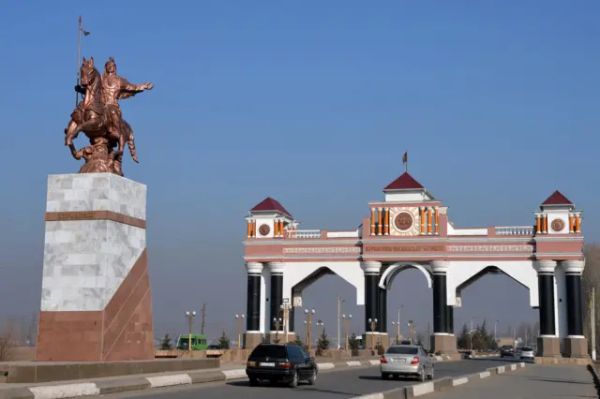 ЖКнын комитети Жалал-Абад эл аралык каржы борборун түзүү сунушун четке какты