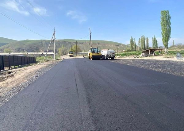 Өлкө аймагында жол курулушу жана тазалоо иштери күчөтүлдү