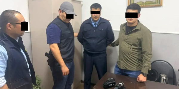 УКМК Жалал-Абад ОИИБнин кызматкерлерин коррупция боюнча кармады