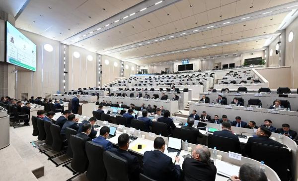 Парламентте лабораториялык анализдердин бирдиктүү баасын түзүү маселеси көтөрүлдү