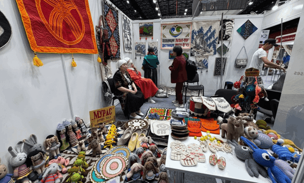 Бишкекте эл аралык туристтик көргөзмө өтүүдө