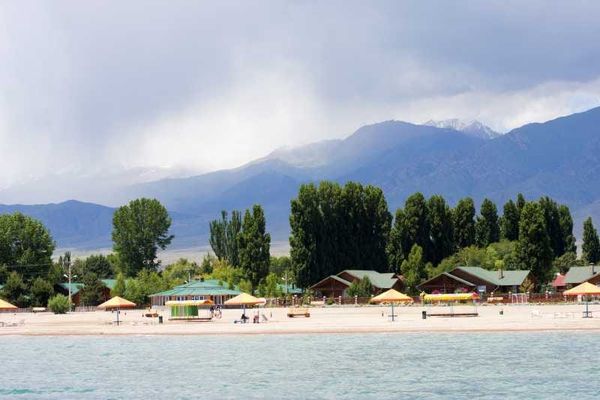 Пансионатка тиешелүү 273 миллион сомдук жер тилке мамлекетке кайтарылды