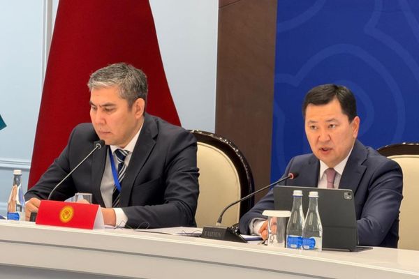 Эрлист Акунбеков: Кыргызстан менен ШКУ өлкөлөрүнүн товар жүгүртүүсү 2,2 эсеге өстү