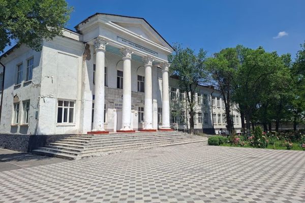 Бишкектеги №14 мектептин окуу корпустарына инженердик текшерүү жүргүзүлдү